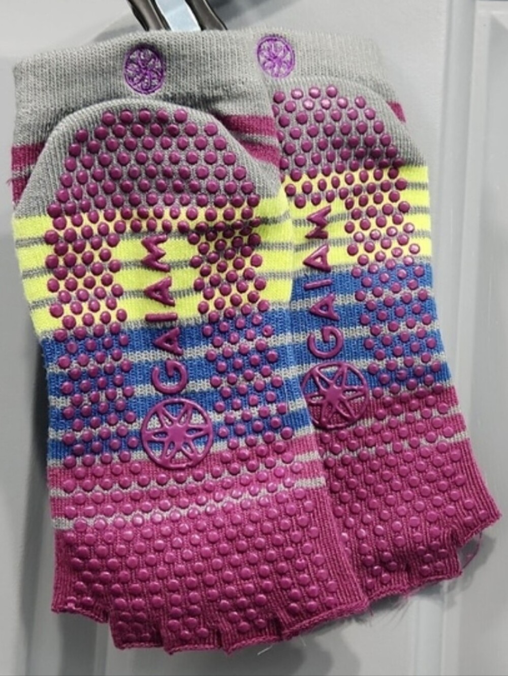 NWOT GAIAM Toeless Yoga Socks Purple Blue Gray Yellow Stripe non skid non slip